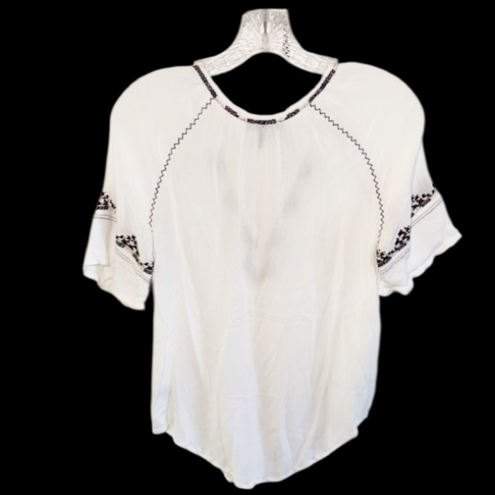 Paige White Embroidered Women's Peasant Top Boho Cottagecore Sz XS Feminine - Picture 3 of 14